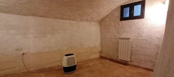 2غرفة شقة في Carrara, Italy رقم 38376 11