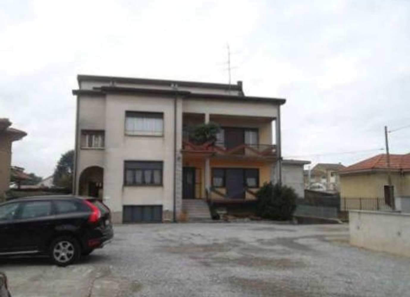 3-Zimmer Wohnung in Cabiate, Italy, Nr. 68130