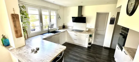 4 bedrooms House in Saint-Arnoult-en-Yvelines, France No. 320787 7