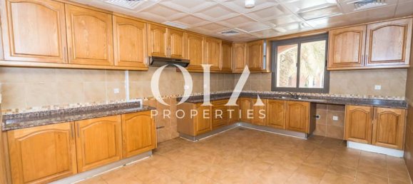 4 Schlafzimmer Villa in Abu Dhabi, UAE, Nr. 19337 10