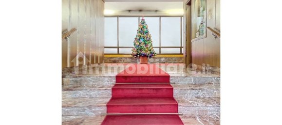 2 bedrooms Apartment in Rome, Italy No. 30369 12