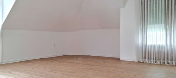 8 rooms Townhouse in Wilhelmshaven, Germany No. 35998 13