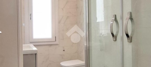 2 bedrooms Apartment in Rome, Italy No. 170623 5