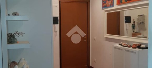 2 bedrooms Apartment in Rome, Italy No. 170623 10