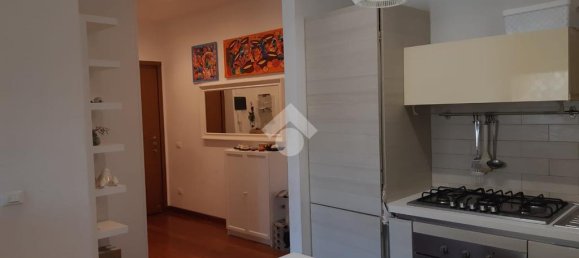 2 bedrooms Apartment in Rome, Italy No. 170623 11