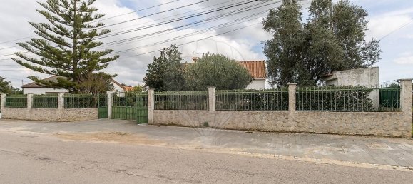 2 bedrooms House in Moita, Portugal No. 179882 2