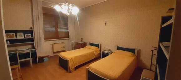 Вилла с 4 комнатами в Лунгавилла, Италия № 190242 18