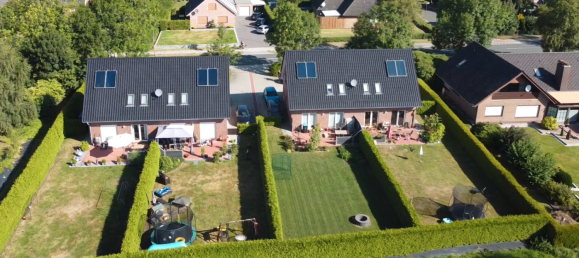 3 bedrooms Townhouse in Leer, Germany No. 167206 3