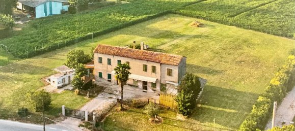 5 rooms House in Eraclea, Italy No. 258665 22