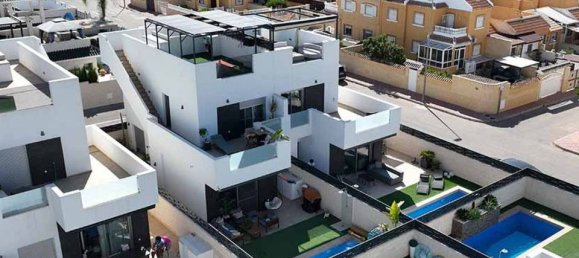 Villa de 3 dormitorios en Ciudad Quesada, Spain No. 162621 51