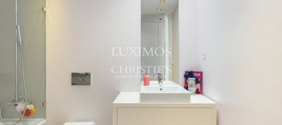3 bedrooms Villa in Porto, Portugal No. 107253 20