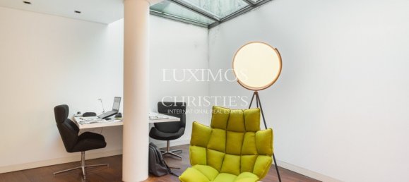 3 bedrooms Villa in Porto, Portugal No. 107253 7