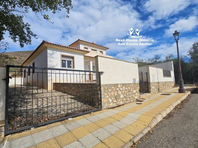 4 bedrooms Villa in Oria, Spain No. 287019