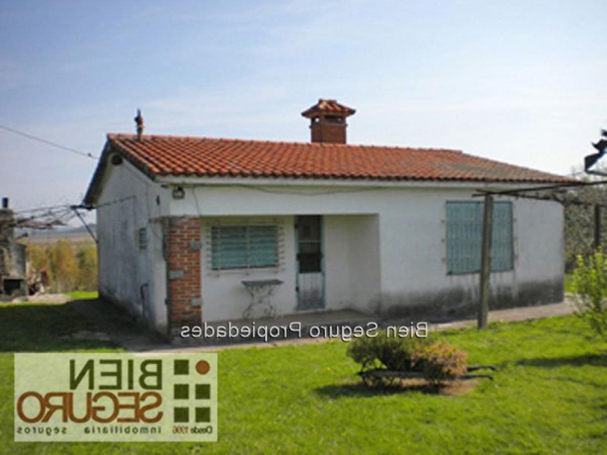 3 bedrooms House in Canelones, Uruguay No. 12811