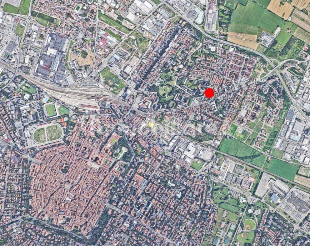 2 rooms Commercial property in Modena, Italy No. 254534