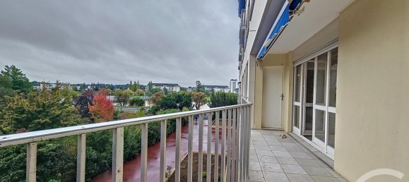 Apartamento de 3 dormitorios en Tours, France No. 226605 4