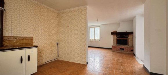 5 rooms House in Rezzo, Italy No. 136549 32