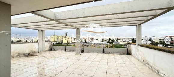 Ático de 4 habitaciónes en Lecce, Italy No. 5636 16