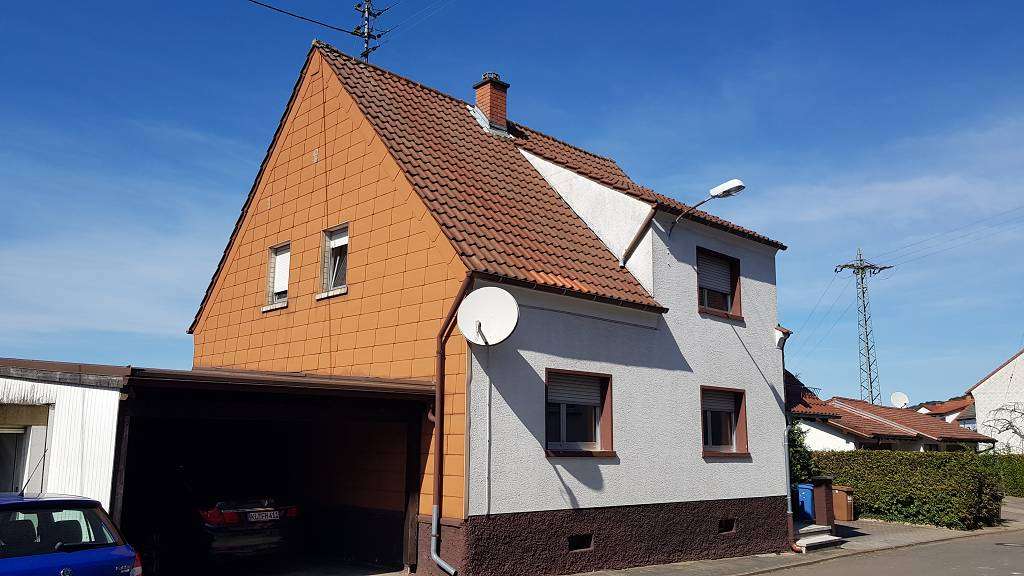 3 bedrooms Townhouse in Kaiserslautern, Germany No. 259372