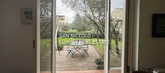 4 rooms Duplex in Florence, Italy No. 184439 6
