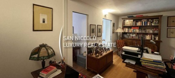 4 rooms Duplex in Florence, Italy No. 184439 9