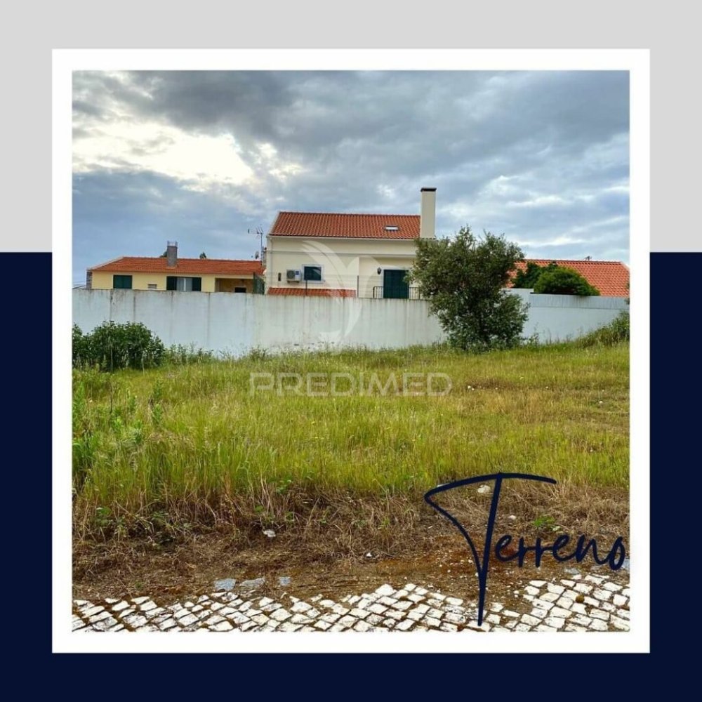 179m² Land in Montijo, Portugal No. 78089