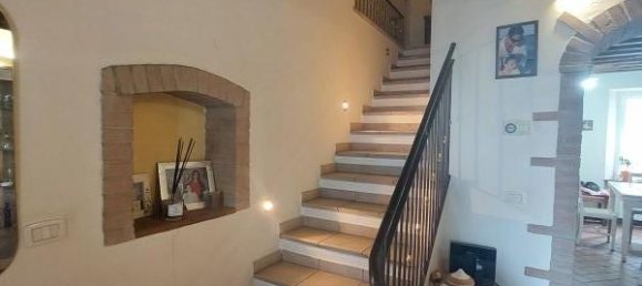 6غرفة منزل في Arezzo, Italy رقم 236526 9