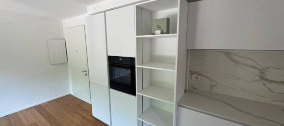 4 rooms Apartment in Trento, Italy No. 29728 6