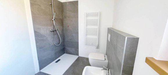 4 rooms Apartment in Trento, Italy No. 29728 15