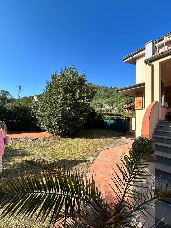6-Zimmer Villa in Carrara, Italy, Nr. 38371