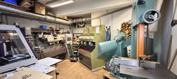 Bâtiment à Neunkirchen, Germany 1360m² No. 365543 42