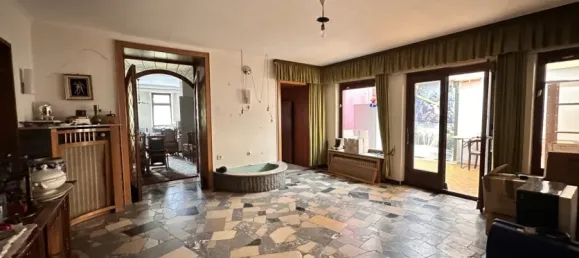 Bâtiment à Neunkirchen, Germany 1360m² No. 365543 22