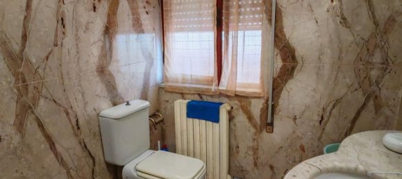 6 bedrooms Apartment in Carrara, Italy No. 313694 11