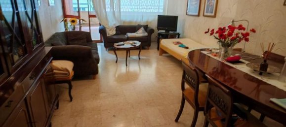 6 bedrooms Apartment in Carrara, Italy No. 313694 3