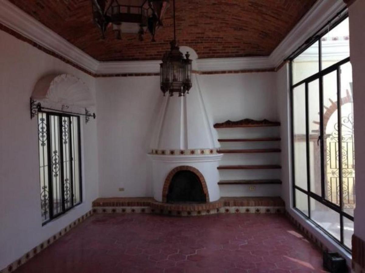 5 bedrooms House in Guanajuato, Mexico No. 189729