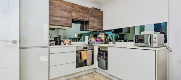 Квартира с 1 спальней в Уоллингтон, Великобритания № 8075 2