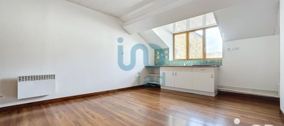 2 rooms Apartment in Charleville-Mezieres, France No. 232615 4