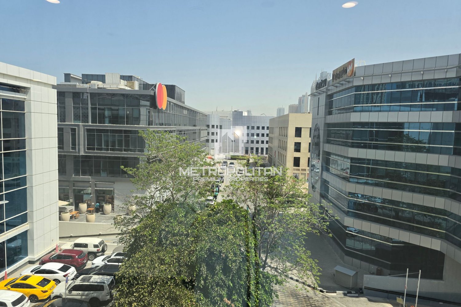 88.3m² Office in Dubai Internet City, UAE No. 42723