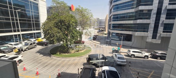 88.3m² Office in Dubai Internet City, UAE No. 42723 7