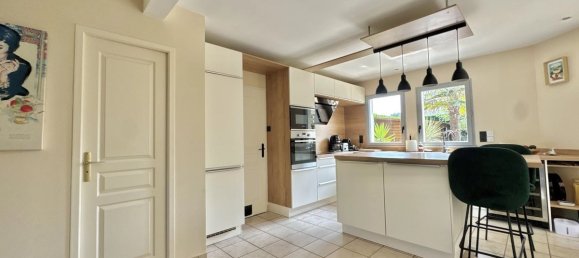 4 bedrooms House in Guerande, France No. 291041 6