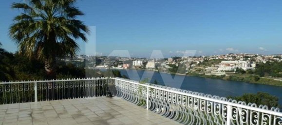 Villa de 6 dormitorios en Vila Nova de Gaia, Portugal No. 17025 11