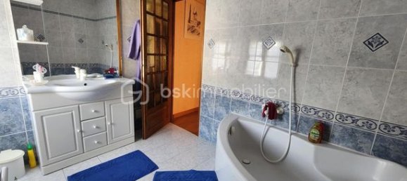 Casa de 4 dormitorios en Villeneuve-la-Guyard, France No. 314086 10