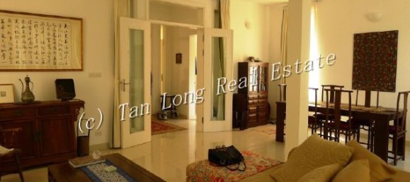 Villa de 5 dormitorios en Tay Ho, Vietnam No. 4350 6