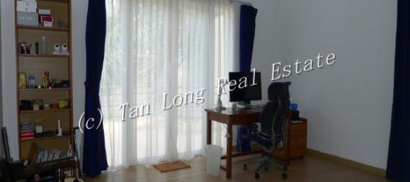 Villa de 5 dormitorios en Tay Ho, Vietnam No. 4350 3