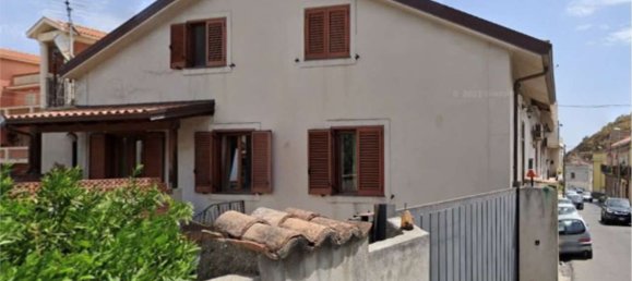 4غرفة شقة في Messina, Italy رقم 223641 2