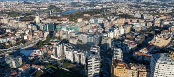 2 bedrooms Apartment in Vila Nova de Gaia, Portugal No. 197440 11