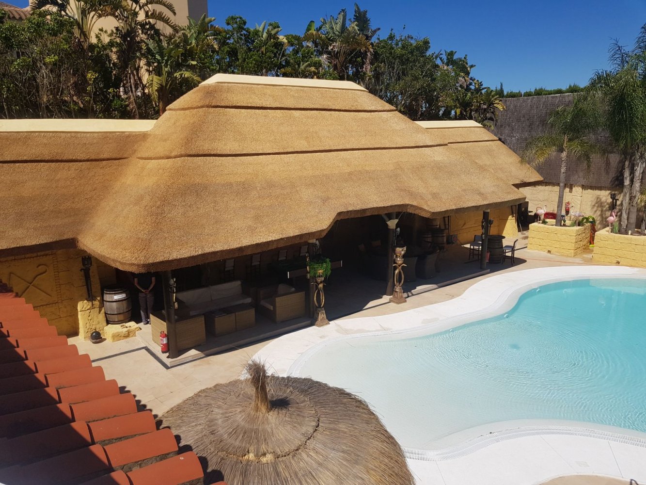 6 bedrooms Villa in Cadiz, Spain No. 84823