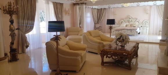 6 bedrooms Villa in Cadiz, Spain No. 84823 10