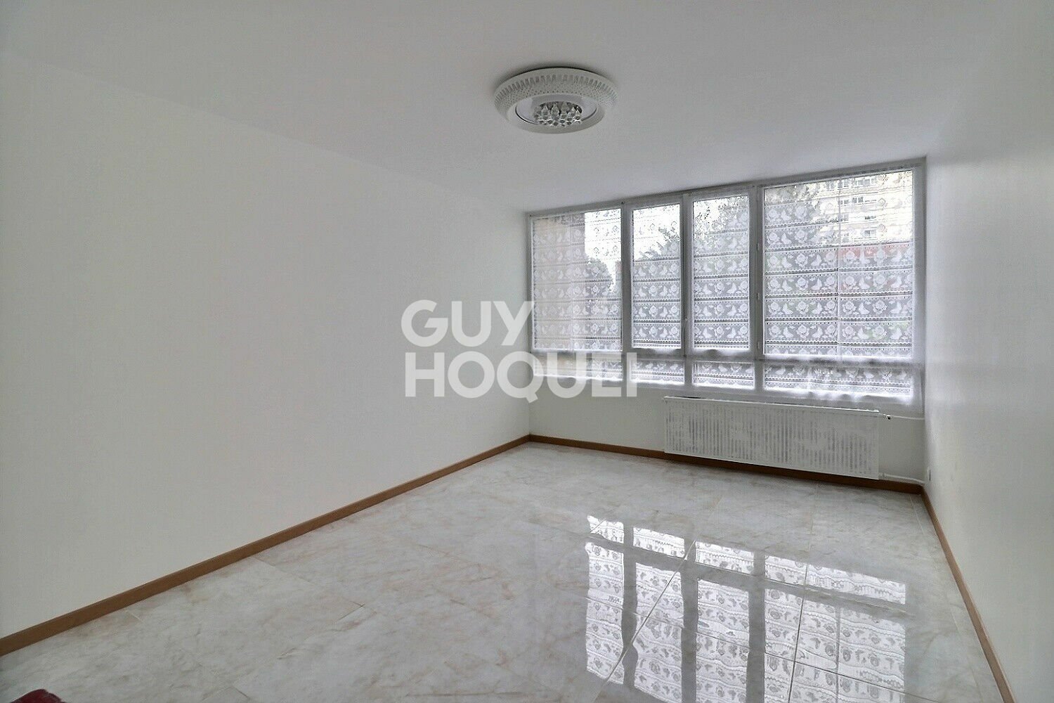 2 Schlafzimmer Wohnung in Aubervilliers, France, Nr. 187479