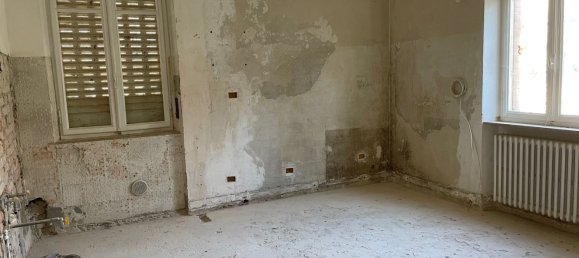 Villa de 10 divisões em Valdilana, Italy N.º 79922 9